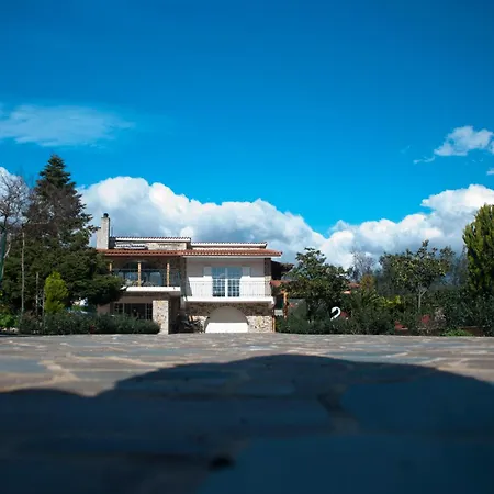 アパート Four Seasons