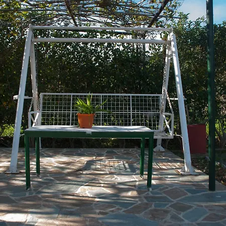 Four Seasons * Episkopi (Euboea)