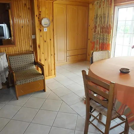 Four Seasons * Episkopi (Euboea)