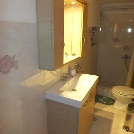 Four Seasons * Episkopi (Euboea)